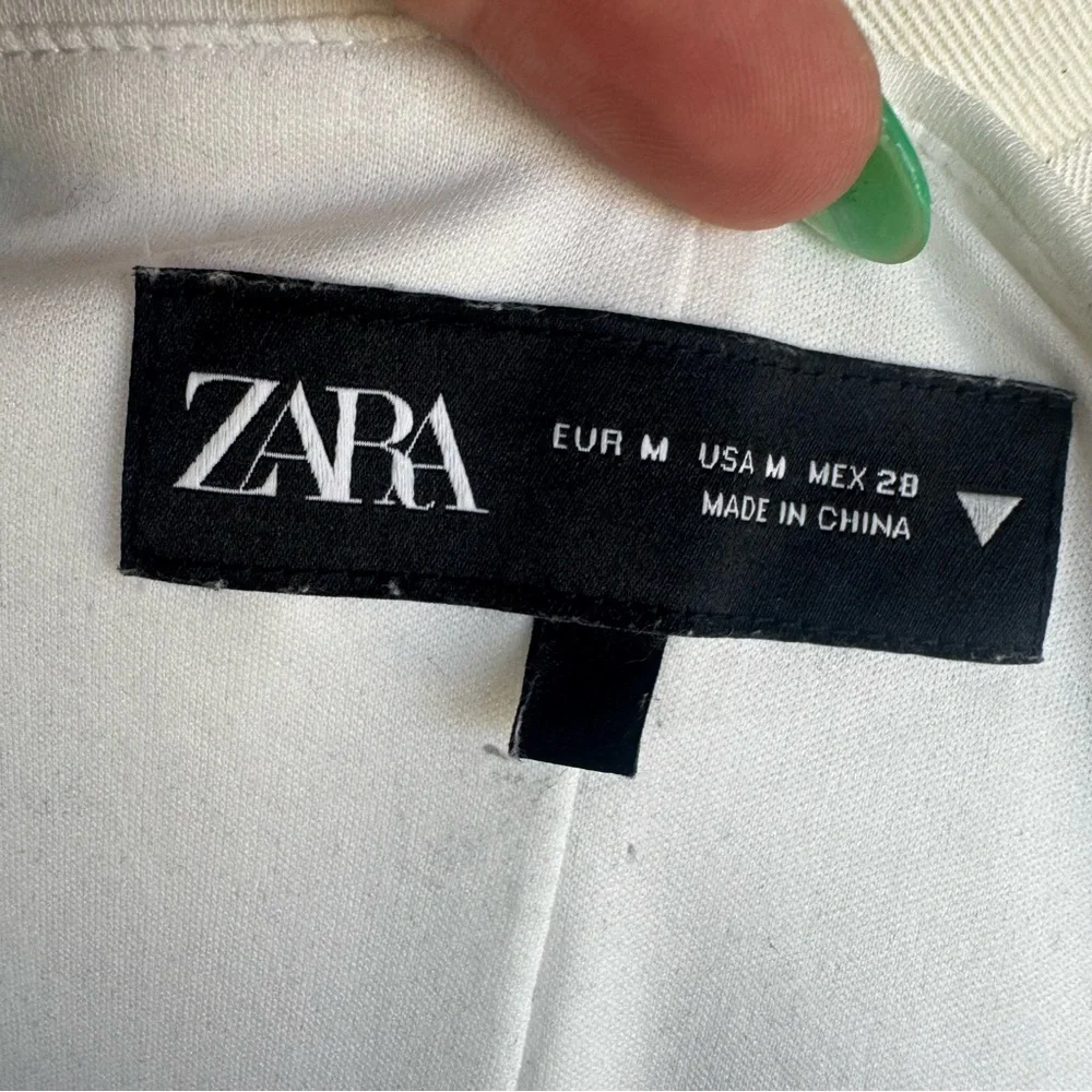 Zara White Square Neck Tank Top structured silhouette - Picture 9 of 11